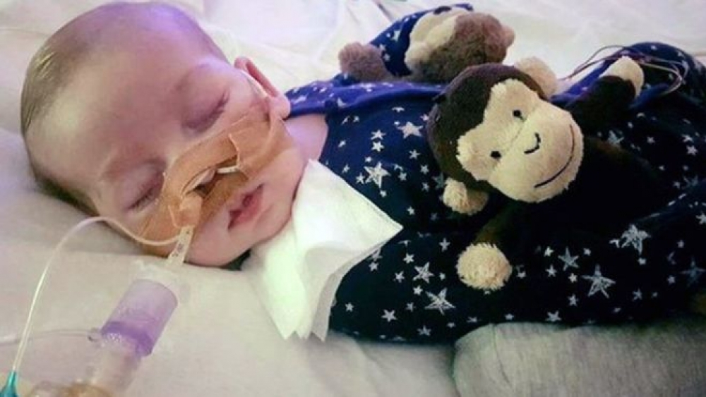 Charlie Gard: Avrupa Mahkemesi, devam etmek için yaşam desteğini emrediyor