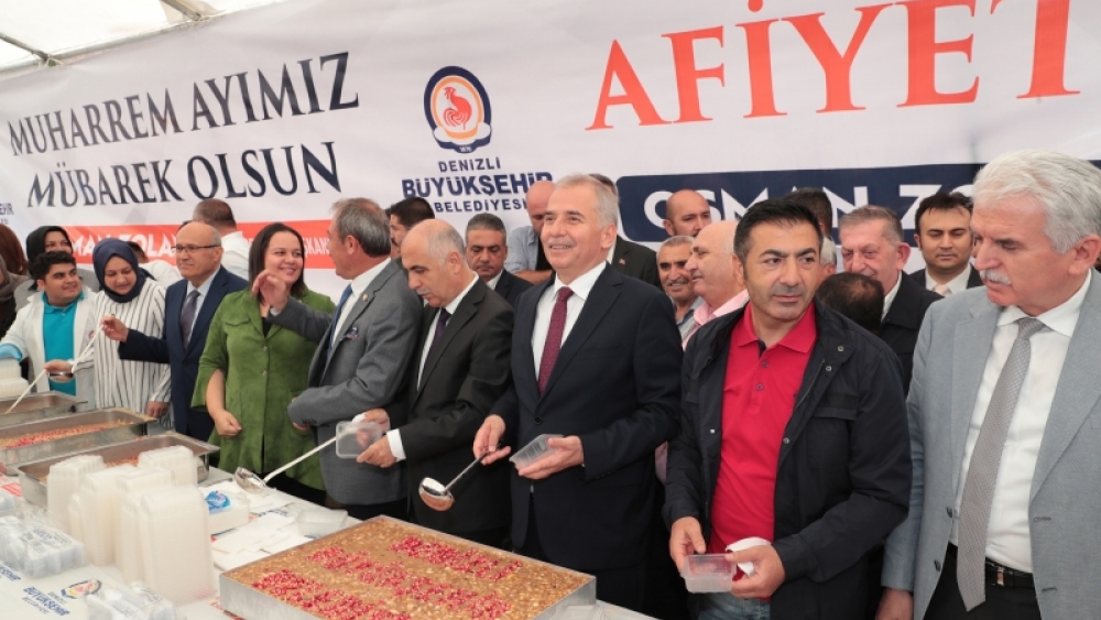 Denizli Büyükşehir’den 15.000 kişilik aşure hayrı