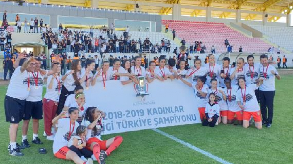 Kadınlar 1. Ligi'nde şampiyon Beşiktaş