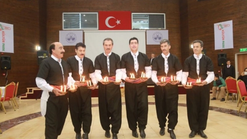 Kürsübaşı Etkinliği'ne yoğun ilgi